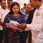 जनसमस्या निवारण शिविर घुनवारा पंचायत में सरकारी योजनाओं के क्रियान्वयन पर उठे सवाल ग्रामीणों ने कलेक्टर से निष्पक्ष जांच की मांग एस डी एम को ज्ञापन 3a05bb922ae948f3b6101c1814430eeb.jpg